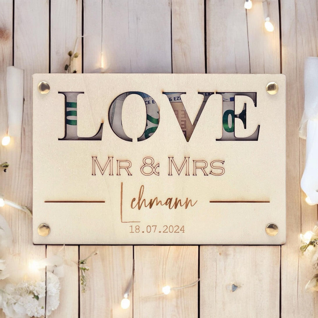 Geldgeschenk Hochzeit aus Holz | Personalisiertes Hochzeitsgeschenk mit Namen & Datum | Geschenk für Richtfest Reisekasse Hausbau Umzug